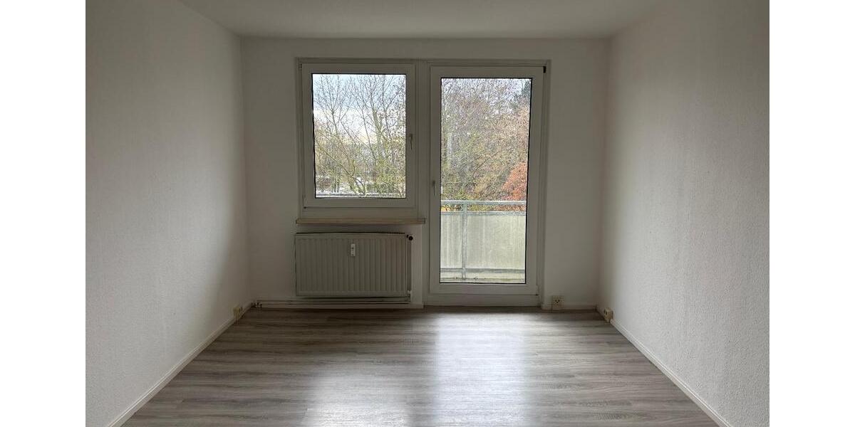 Etagenwohnung Querfurt - 1 Zimmer, 33 m&sup2;, 210&euro; | Angebot:25918001