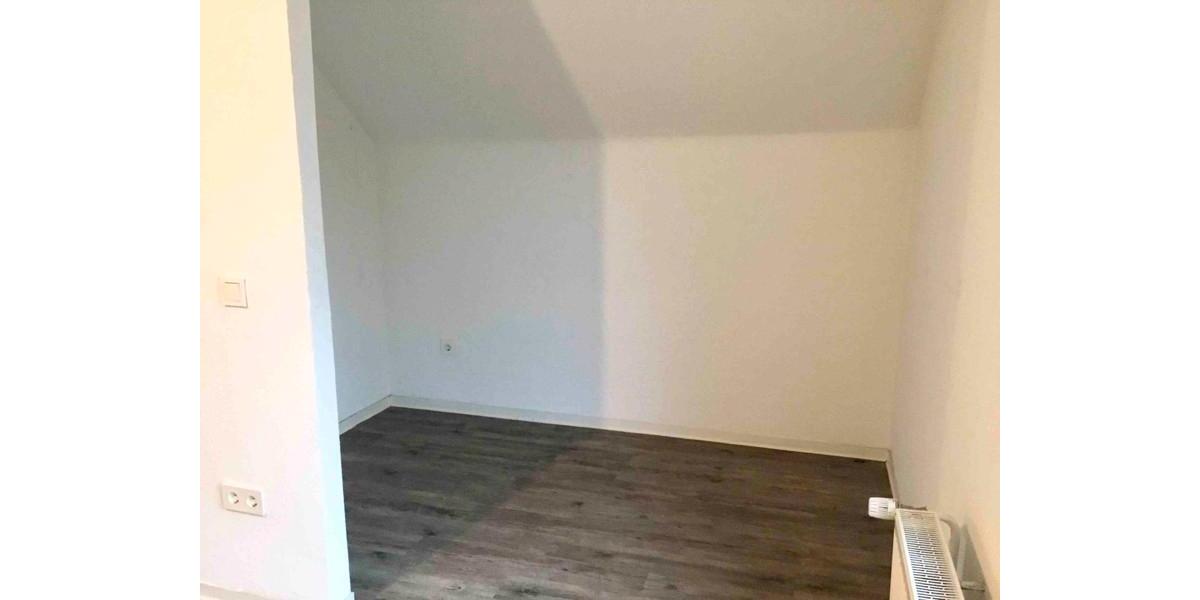 Dachgeschoßwohnung Langenhagen - 1 Zimmer, 35 m&sup2;, 379&euro; | Angebot:25140430