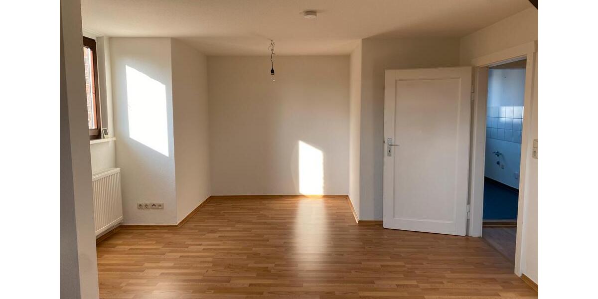 Dachgeschoßwohnung Dessau-Roßlau Dessau - 2 Zimmer, 59 m&sup2;, 400&euro; | Angebot:25783063