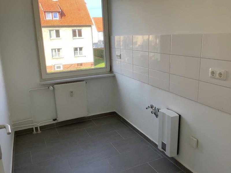 Nette 2,5-Zimmer-Wohnung mit Tageslichtbad zimmer