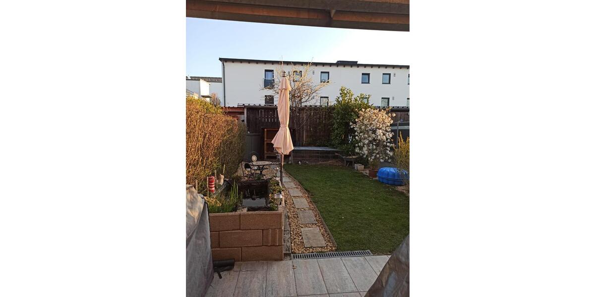 Beste Lage und tolle Raumaufteilung, Reihenmittelhaus 6 zimmer