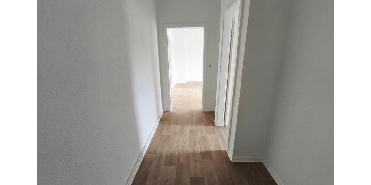 Etagenwohnung Merseburg - 2 Zimmer, 49 m&sup2;, 317&euro; | Angebot:25960072