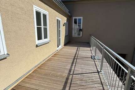 Wohnung Hartenstein - 4 Zimmer, 106 m&sup2;, 749&euro; | Angebot:26169246