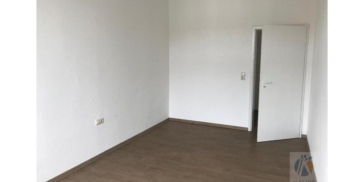 Etagenwohnung Riesa - 2 Zimmer, 64 m&sup2;, 340&euro; | Angebot:24536412