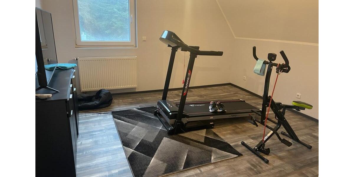 Freistehendes Einfamilienhaus mit großem Garten zur Miete 5 zimmer