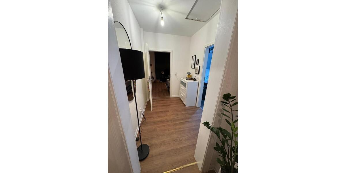 Dachgeschoßwohnung Trier - 1 Zimmer, 67 m&sup2;, 785&euro; | Angebot:26482396