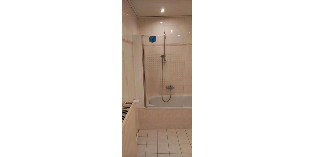 Erdgeschoßwohnung Oschersleben (Bode) - 4 Zimmer, 121 m&sup2;, 890&euro; | Angebot:26586333