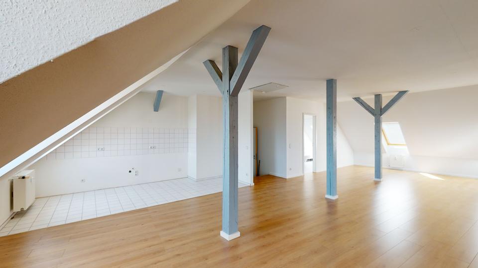 Etagenwohnung Torgau - 1 Zimmer, 145 m&sup2;, 995&euro; | Angebot:26300859