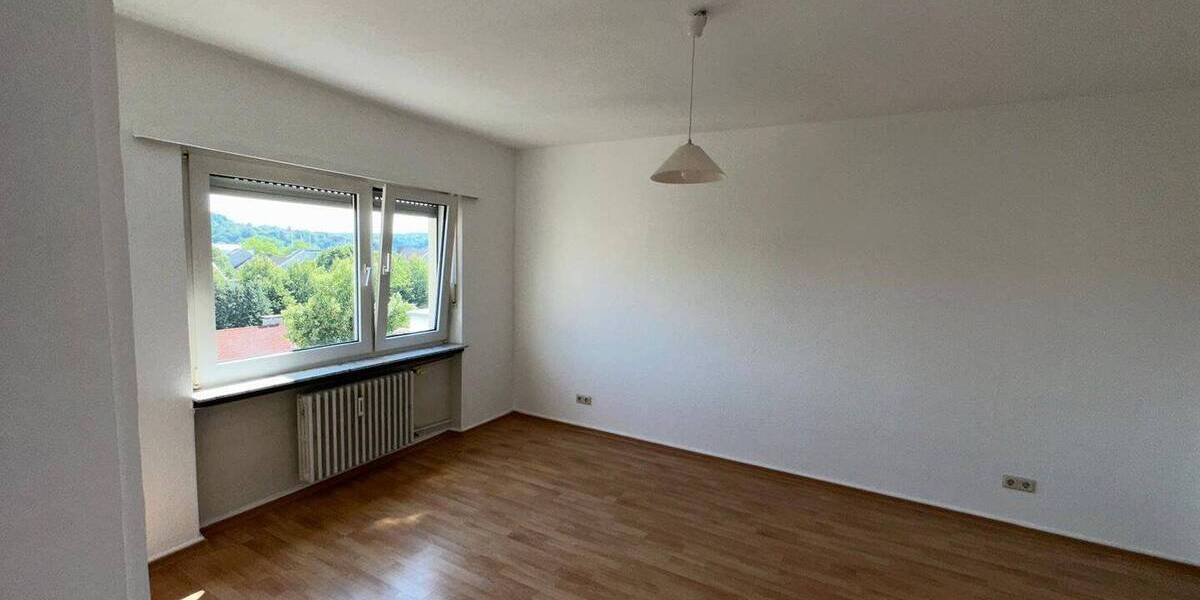 2 ZKB mit Balkon, 3.OG mitte, Breitestr. 18-20, 66115 Saarbrücken 2 zimmer
