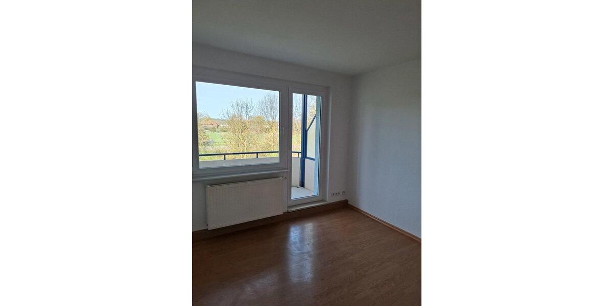 Etagenwohnung Ebeleben - 3 Zimmer, 66 m&sup2;, 394&euro; | Angebot:26337145