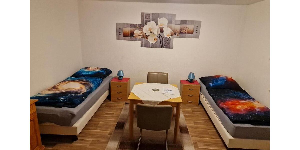 Erdgeschoßwohnung Bunde - 4 Zimmer, 100 m&sup2;, 14&euro; | Angebot:24523862
