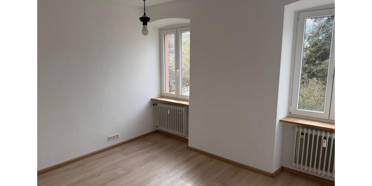 Etagenwohnung Steinen - 4 Zimmer, 79 m&sup2;, 800&euro; | Angebot:25162234