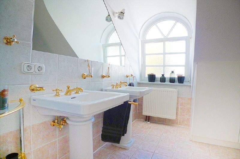 Etagenwohnung München-Solln Thalk.Obersendl.-Forsten-Fürstenr.-Solln - 4 Zimmer, 135 m&sup2;, 2.800&euro; | Angebot:25664896