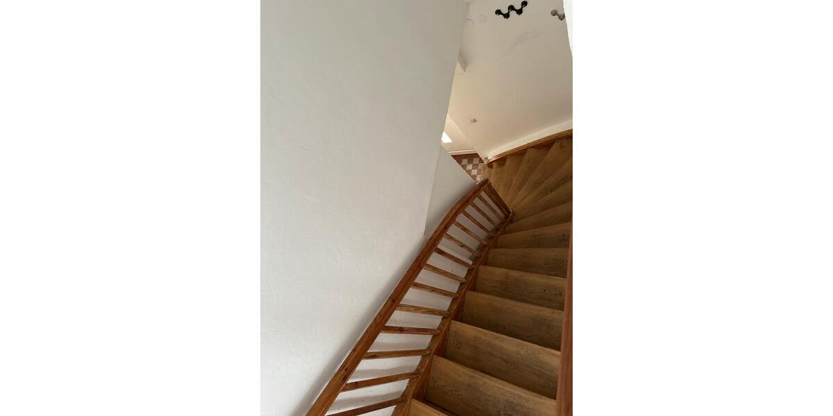 Etagenwohnung Arberg - 3 Zimmer, 90 m&sup2;, 950&euro; | Angebot:24837322