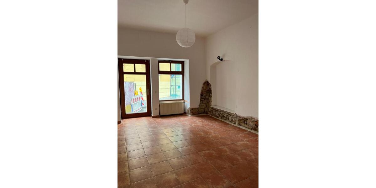 Etagenwohnung Nabburg - 2 Zimmer, 85 m&sup2;, 840&euro; | Angebot:23908251