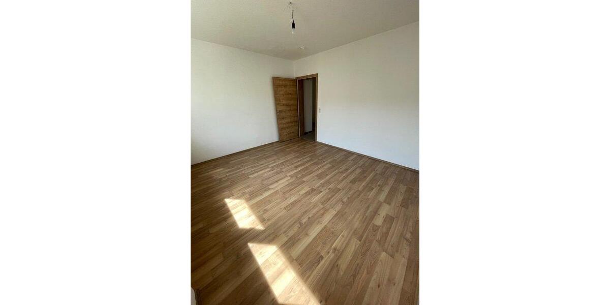 Erdgeschoßwohnung Straubing - 4 Zimmer, 103 m&sup2;, 850&euro; | Angebot:26635417