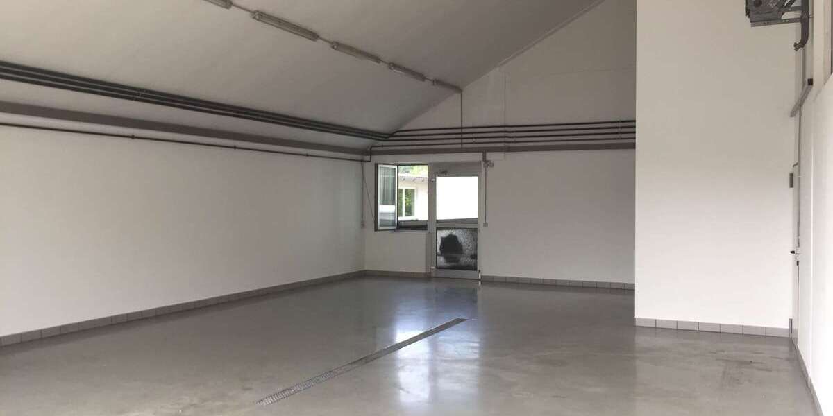 Halle in Grafenau 1.000 € 95 m² zimmer