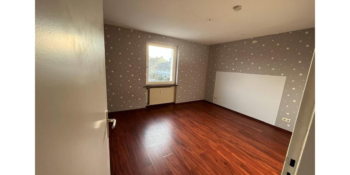 Etagenwohnung Nonnweiler - 3 Zimmer, 83 m&sup2;, 700&euro; | Angebot:25374645