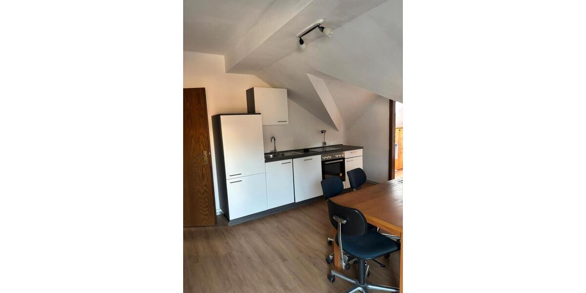 Dachgeschoßwohnung Pfaffenhofen an der Ilm - 3 Zimmer, 75 m&sup2;, 850&euro; | Angebot:25983256