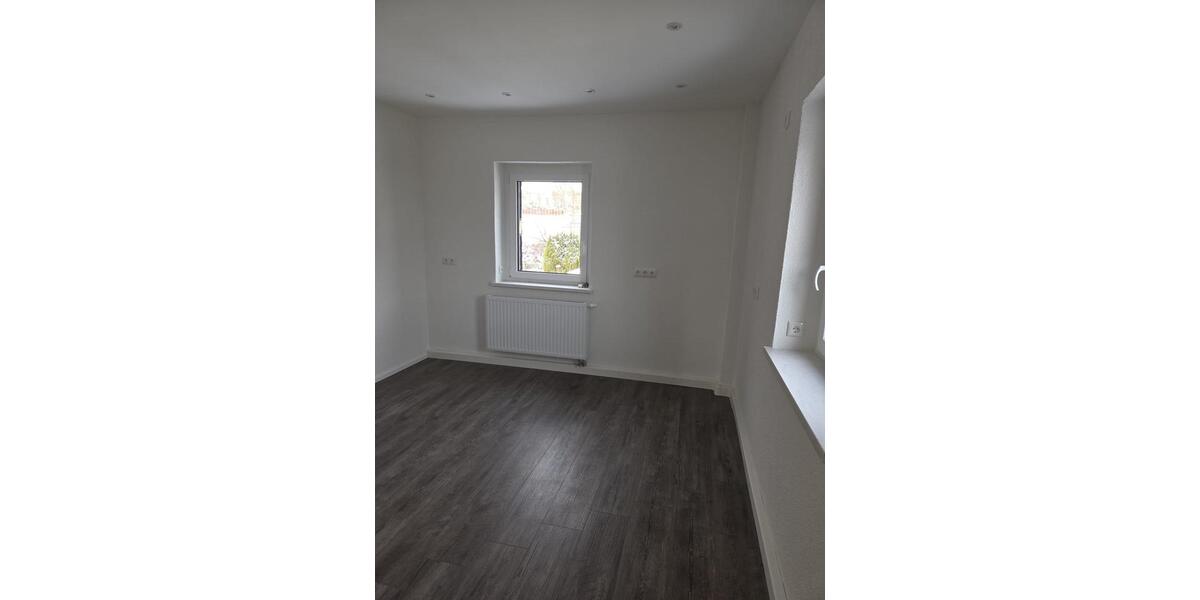 Etagenwohnung Aue-Bad Schlema Bad Schlema - 2 Zimmer, 55 m&sup2;, 330&euro; | Angebot:25143537