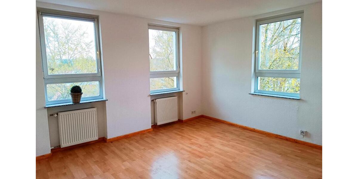 Etagenwohnung Marpingen - 3 Zimmer, 82 m&sup2;, 750&euro; | Angebot:25943075