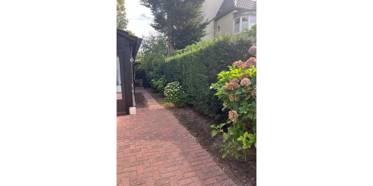 Einfamilienhaus Düsseldorf Kaiserswerth - 2 Zimmer, 80 m&sup2;, 1.200&euro; | Angebot:24348096