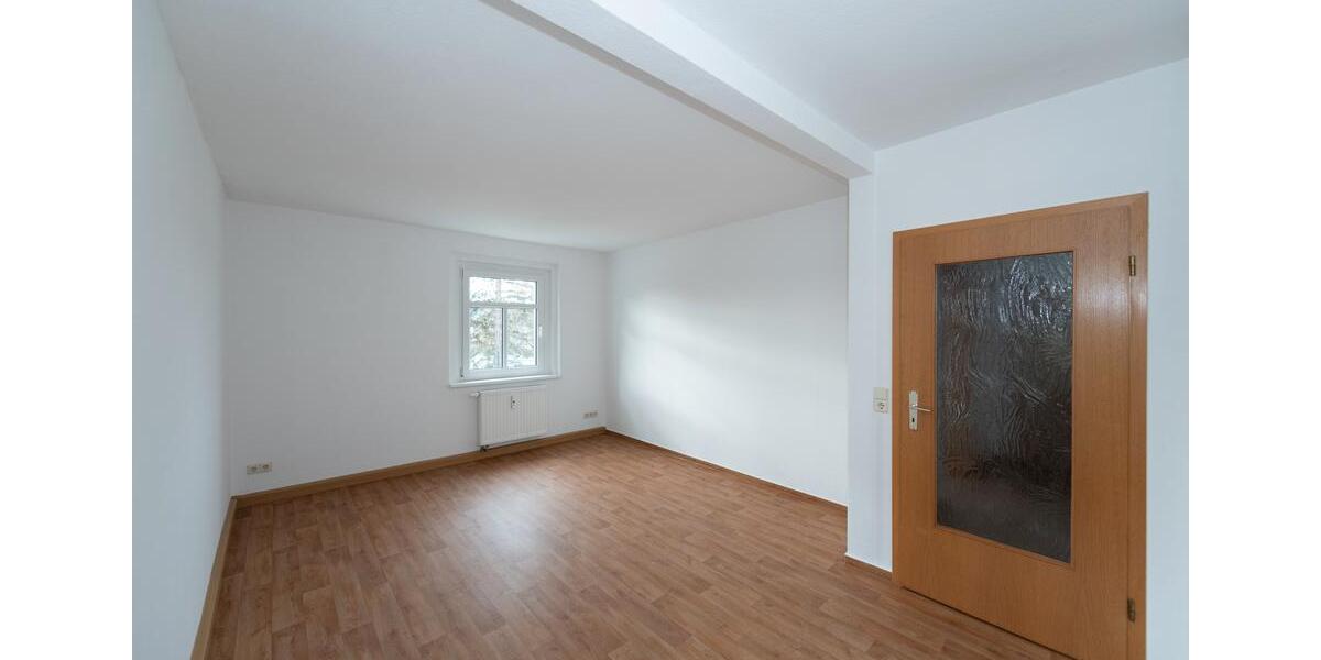 Erdgeschoßwohnung Werdau - 2 Zimmer, 57 m&sup2;, 343&euro; | Angebot:26006930