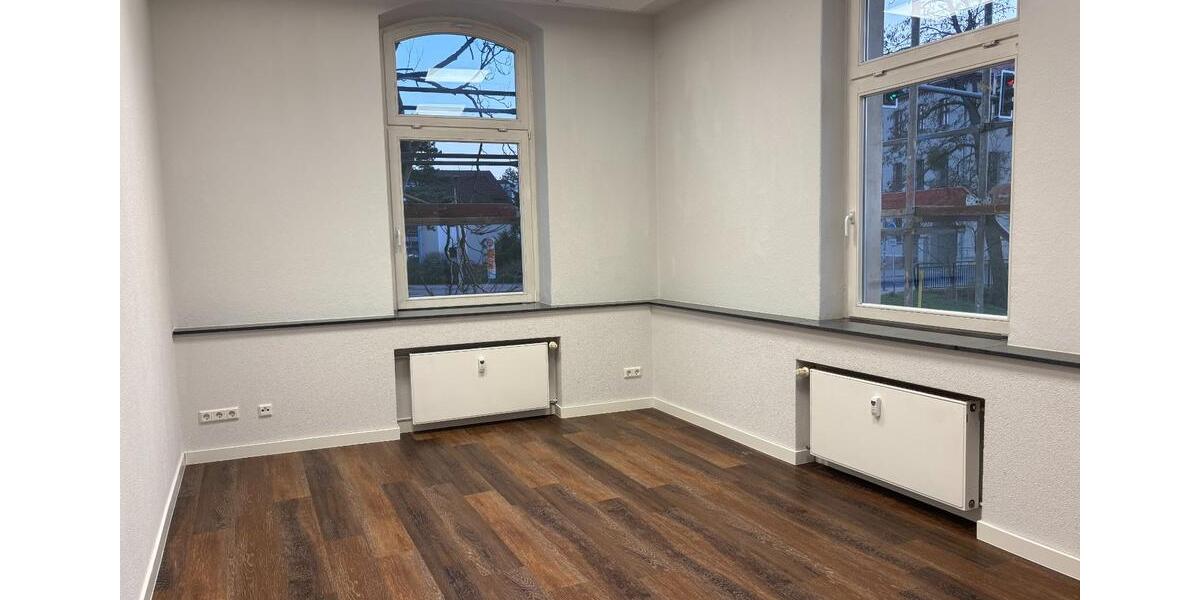 Erdgeschoßwohnung Zerbst (Anhalt) - 5 Zimmer, 135 m&sup2;, 810&euro; | Angebot:25855758