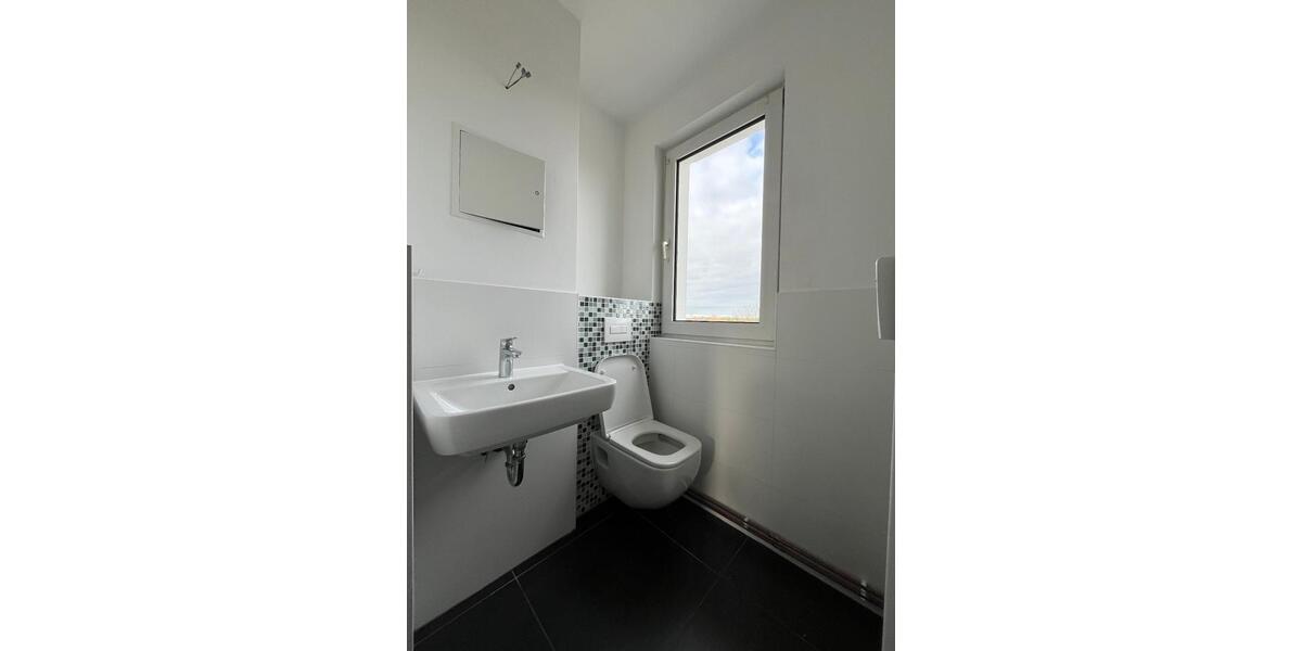 Frisch renovierte 3-Zimmer-Wohnung mit Einbauküche und Balkon 3 zimmer