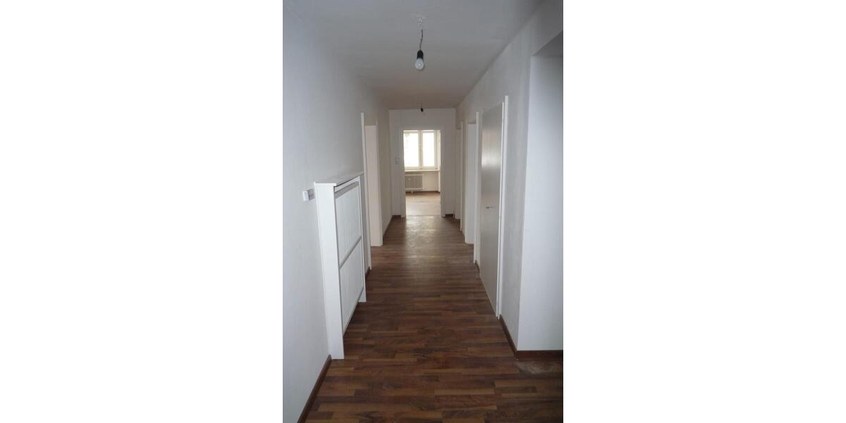 Etagenwohnung Schauenstein - 5 Zimmer, 136 m&sup2;, 1.510&euro; | Angebot:24983492