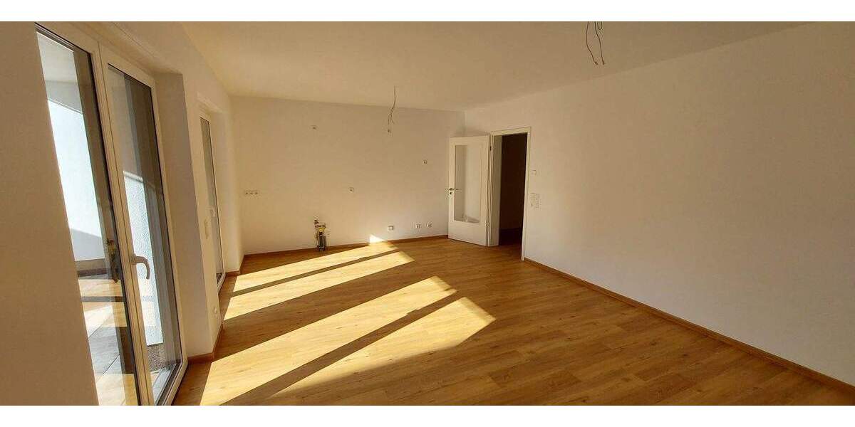 Terrassenwohnung Stralsund Tribseer - 3 Zimmer, 100 m&sup2;, 1.350&euro; | Angebot:26155576