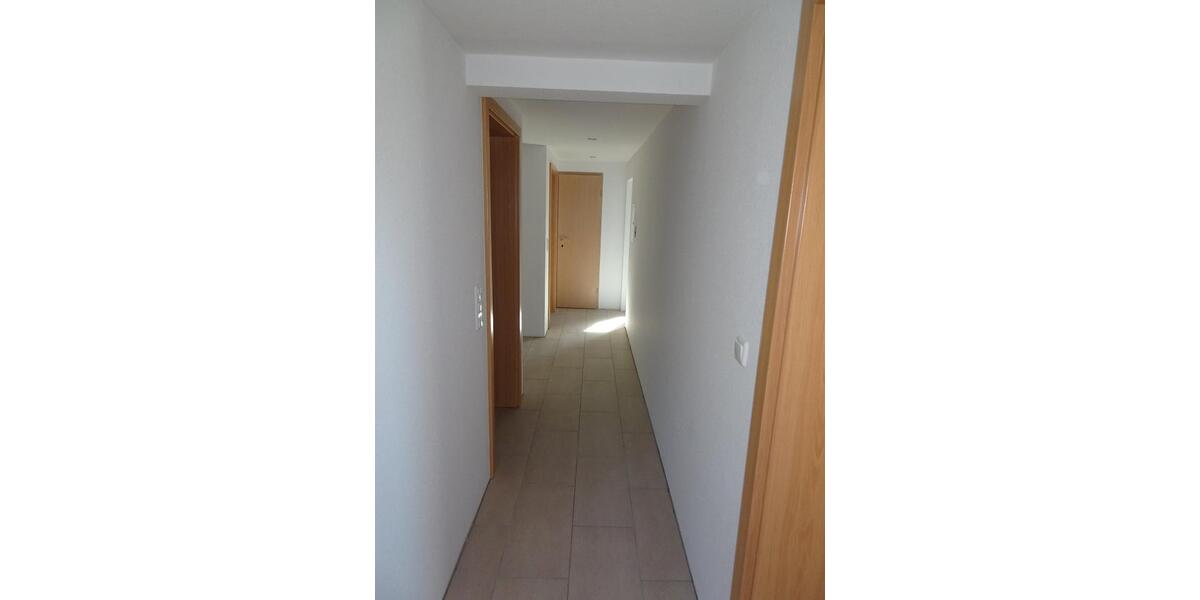 Dachgeschoßwohnung Langenselbold - 4 Zimmer, 80 m&sup2;, 700&euro; | Angebot:26045052