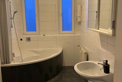 Wohnung Saarbrücken - 3 Zimmer, 110 m&sup2;, 700&euro; | Angebot:24430841