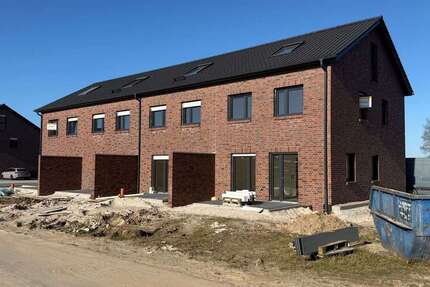 Haus Rastede - 5 Zimmer, 123 m&sup2;, 1.550&euro; | Angebot:24972212