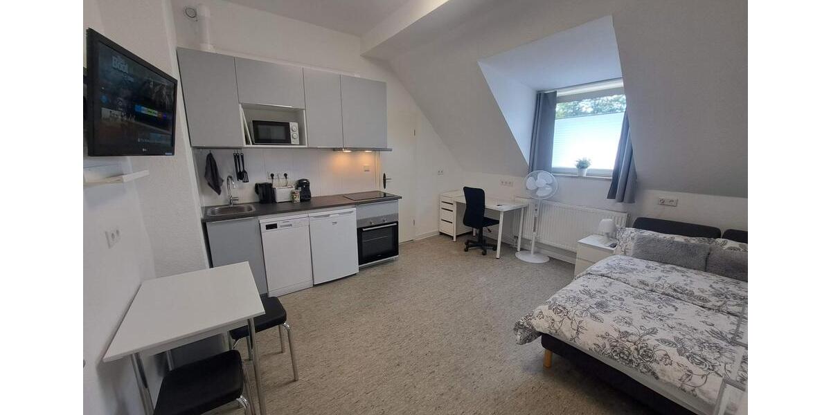 Dachgeschoßwohnung Essen Huttrop - 1 Zimmer, 24 m&sup2;, 635&euro; | Angebot:25225217