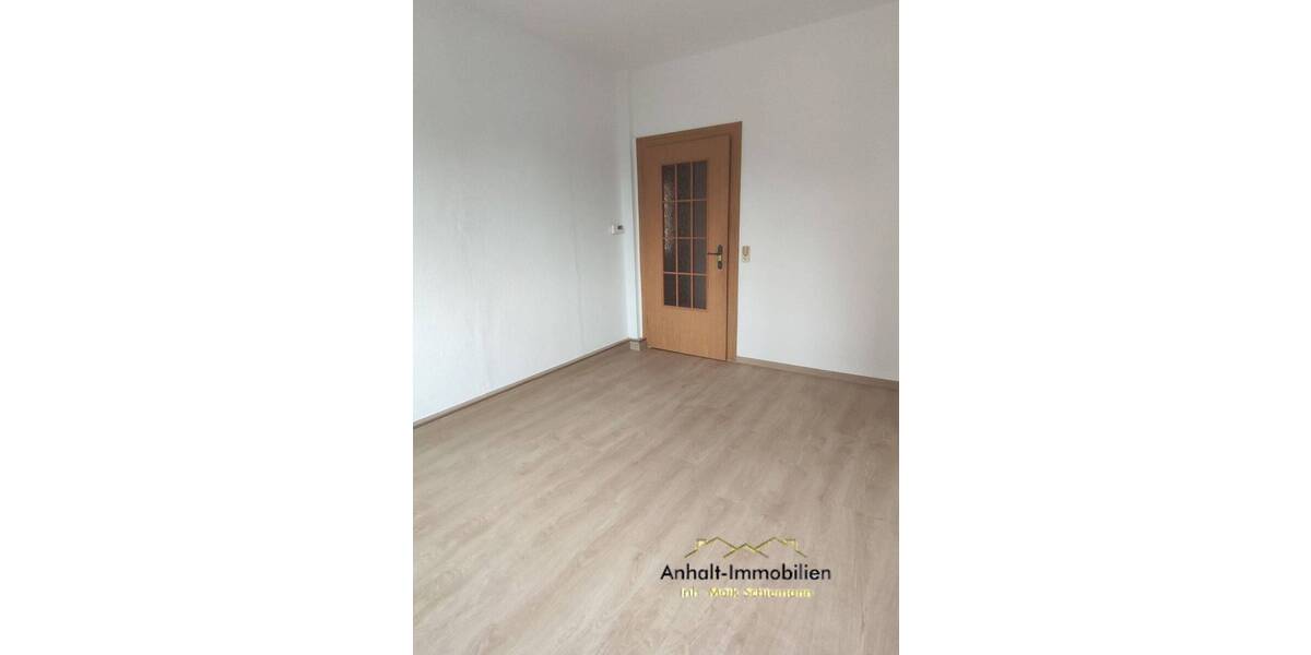 Etagenwohnung Delitzsch - 2 Zimmer, 49 m&sup2;, 380&euro; | Angebot:26844005