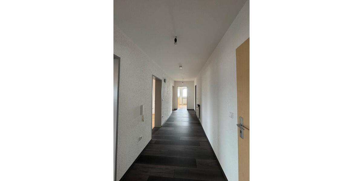 Etagenwohnung Viechtach - 4 Zimmer, 115 m&sup2;, 820&euro; | Angebot:25811067