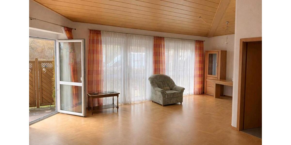 Etagenwohnung Biberach an der Riß - 3 Zimmer, 120 m&sup2;, 1.300&euro; | Angebot:26238411