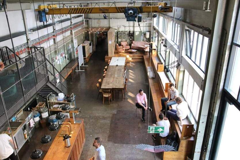 Tolle Arbeitsplätze in Coworking Space - All-in-Miete zimmer