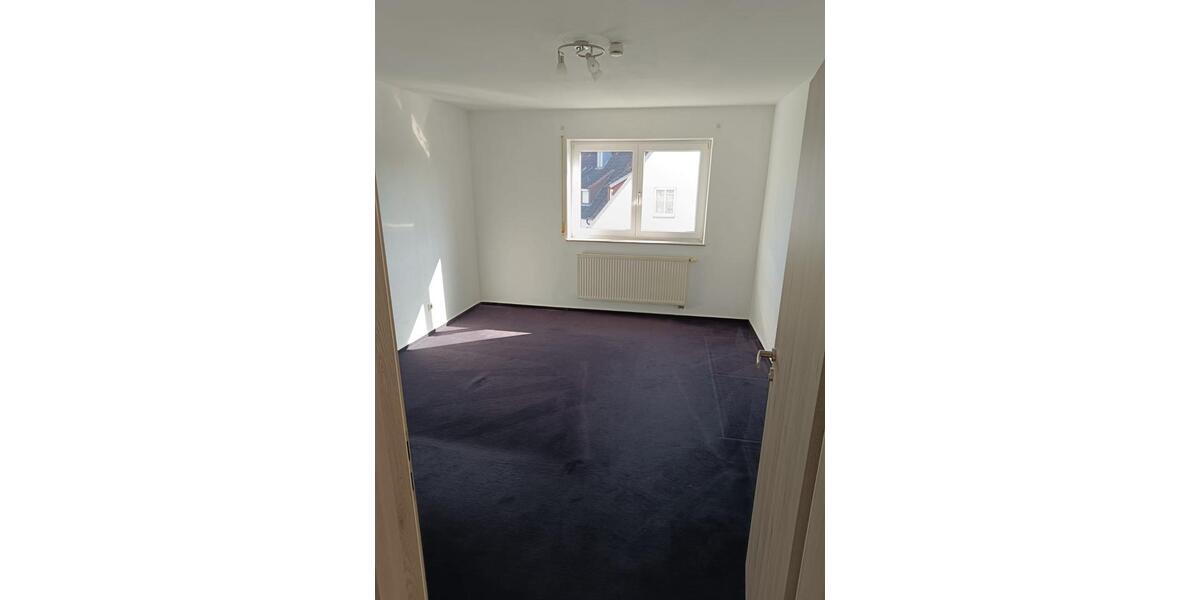 Etagenwohnung Schweinfurt Gartenstadt - 2 Zimmer, 67 m&sup2;, 925&euro; | Angebot:26579832