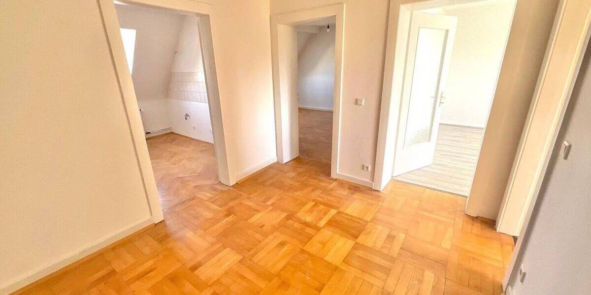 Etagenwohnung Krefeld Stadtmitte - 2 Zimmer, 58 m&sup2;, 499&euro; | Angebot:26692603