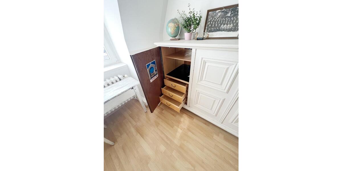 Wohnen auf Zeit Düsseldorf Stadtbezirk 3 - 12 Zimmer, 400 m&sup2;, 550&euro; | Angebot:25875316