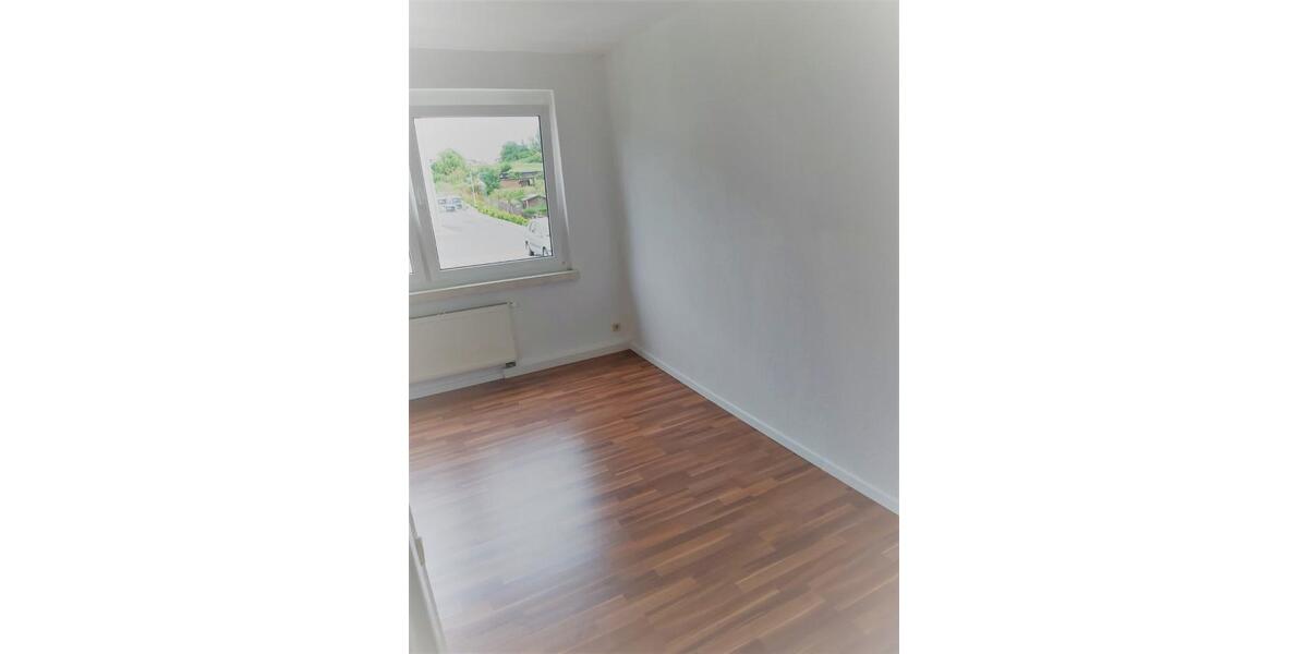 Etagenwohnung Ostrau - 4 Zimmer, 85 m&sup2;, 510&euro; | Angebot:24378963