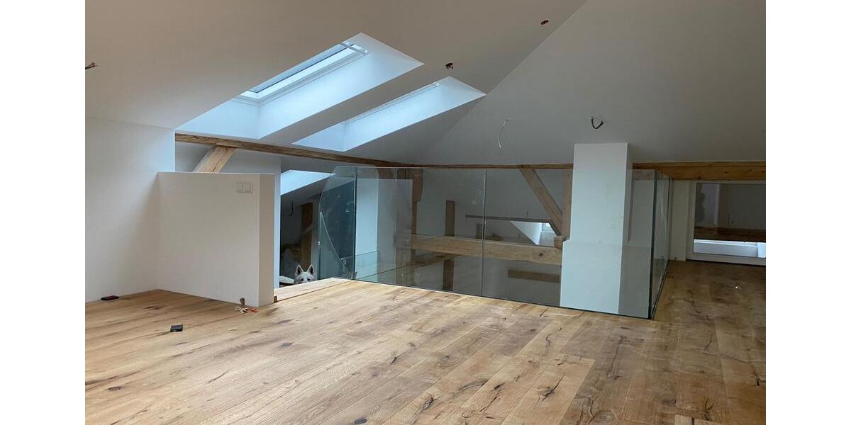 Maisonettenwohnung Traunstein - 3 Zimmer, 200 m&sup2;, 2.300&euro; | Angebot:26670263