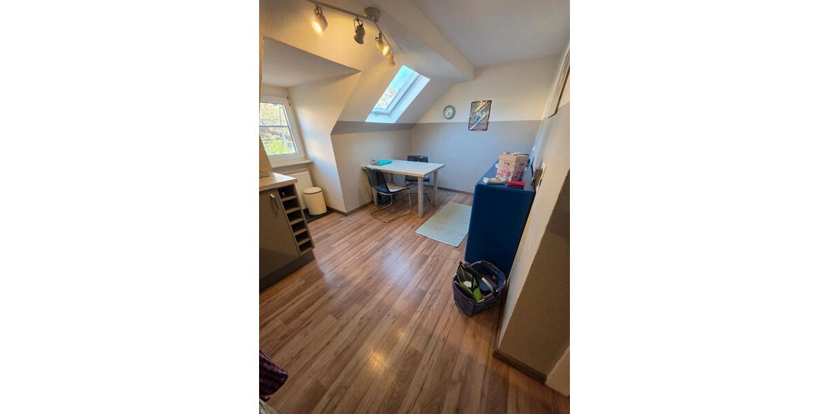 Dachgeschoßwohnung Koblenz Horchheim - 3 Zimmer, 81 m&sup2;, 950&euro; | Angebot:26288390