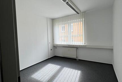 Gewerbeobjekt Paderborn - 9&euro; | Angebot:24811754