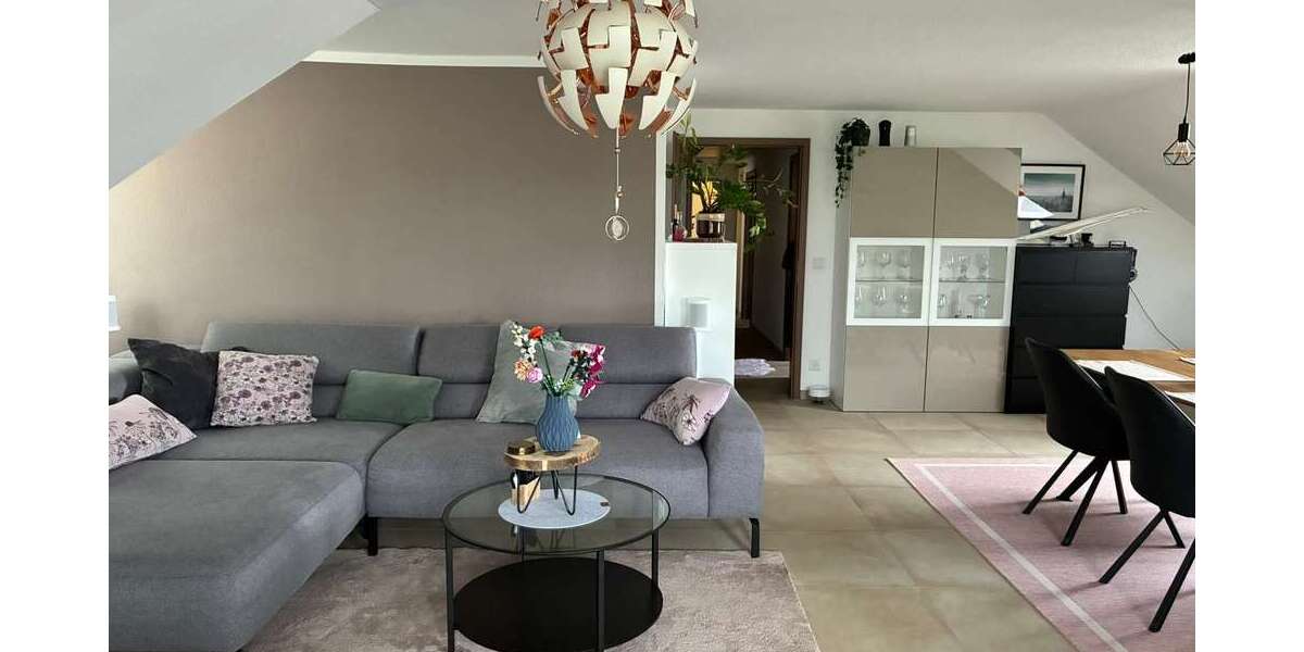 Etagenwohnung Fürth Südstadt - 3 Zimmer, 85 m&sup2;, 1.060&euro; | Angebot:27288439