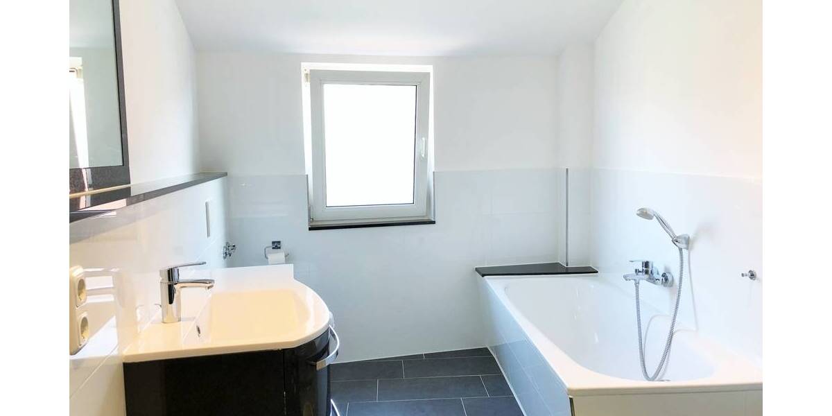 Etagenwohnung Wedel - 2 Zimmer, 80 m&sup2;, 990&euro; | Angebot:26672401