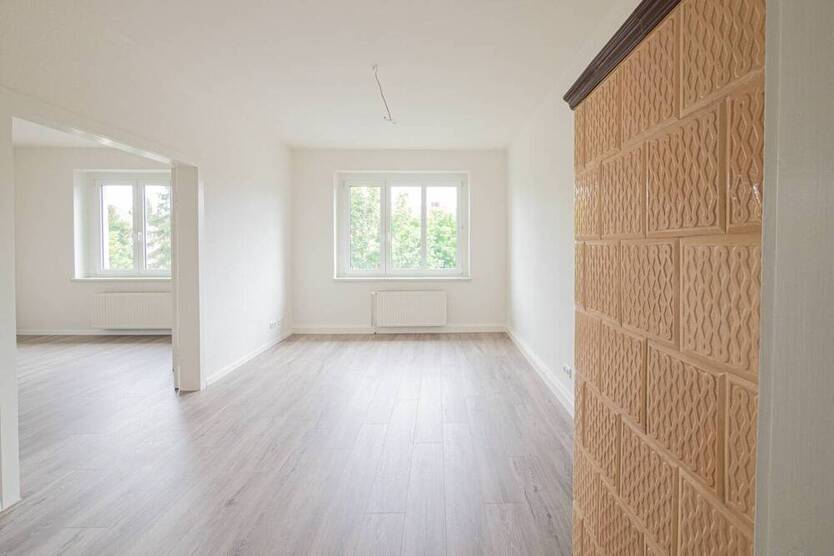 Ihr neues, saniertes Zuhause im kleinen Mehrfamilienhaus in ruhiger Seitenstraße.