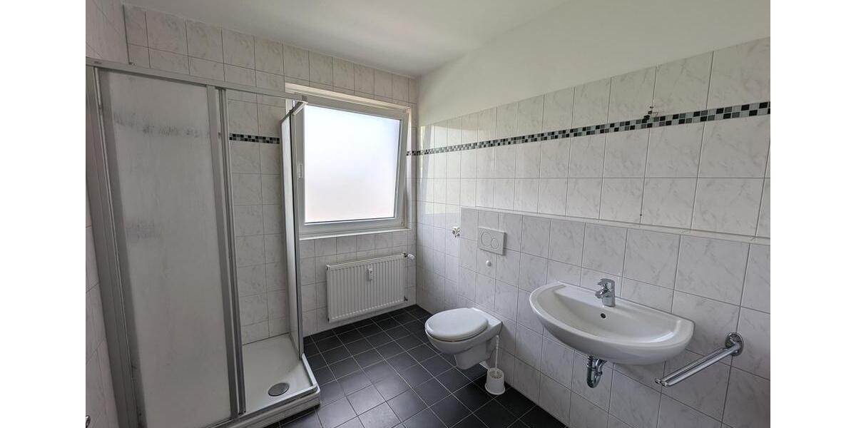 Etagenwohnung Bremerhaven - 2 Zimmer, 66 m&sup2;, 560&euro; | Angebot:26646273